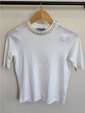 LIV Milano White Pearl Embellished Soft Knit Sweater - Size XS -EUC